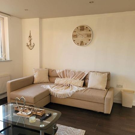 Amazing London 1 Bedroom Flat In Astral House As18 Norbury  Exteriér fotografie