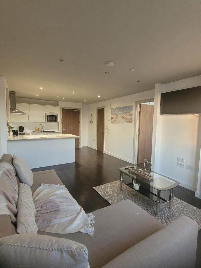 Amazing London 1 Bedroom Flat In Astral House As18 Norbury  Exteriér fotografie